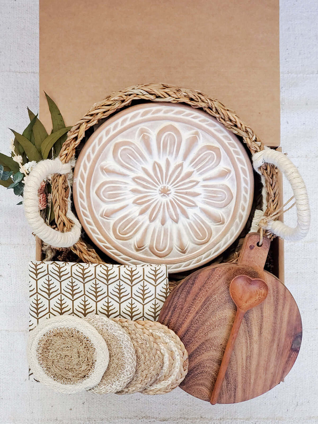 Bread Warmer Gift Box With Round Wooden Board and Spoon - Round