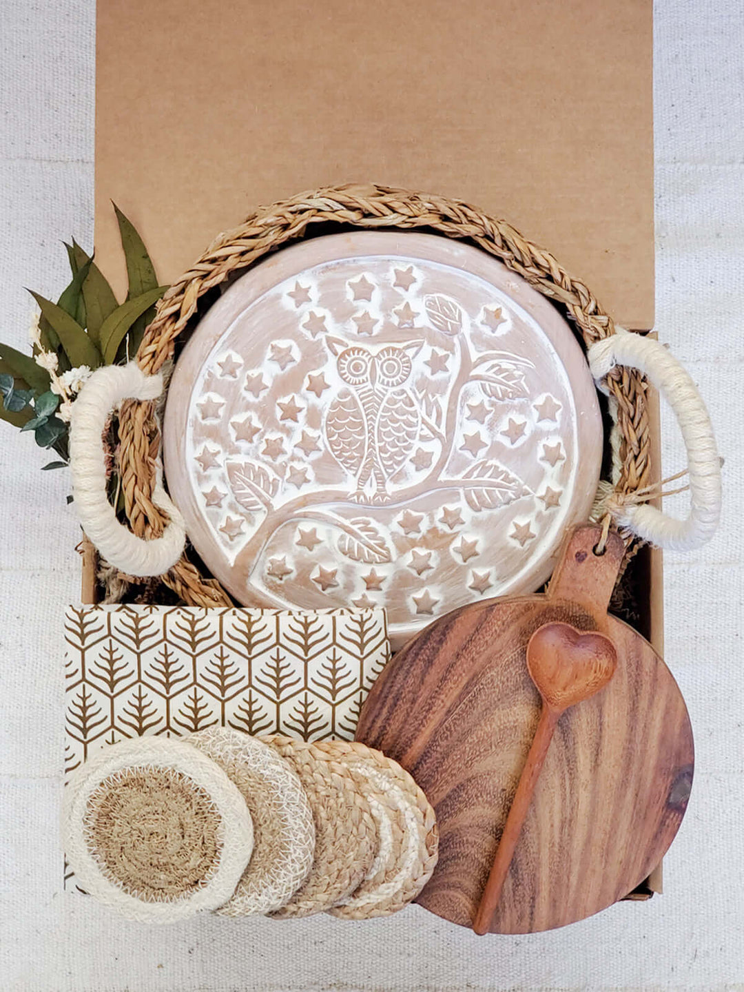 Bread Warmer Gift Box With Round Wooden Board and Spoon - Round