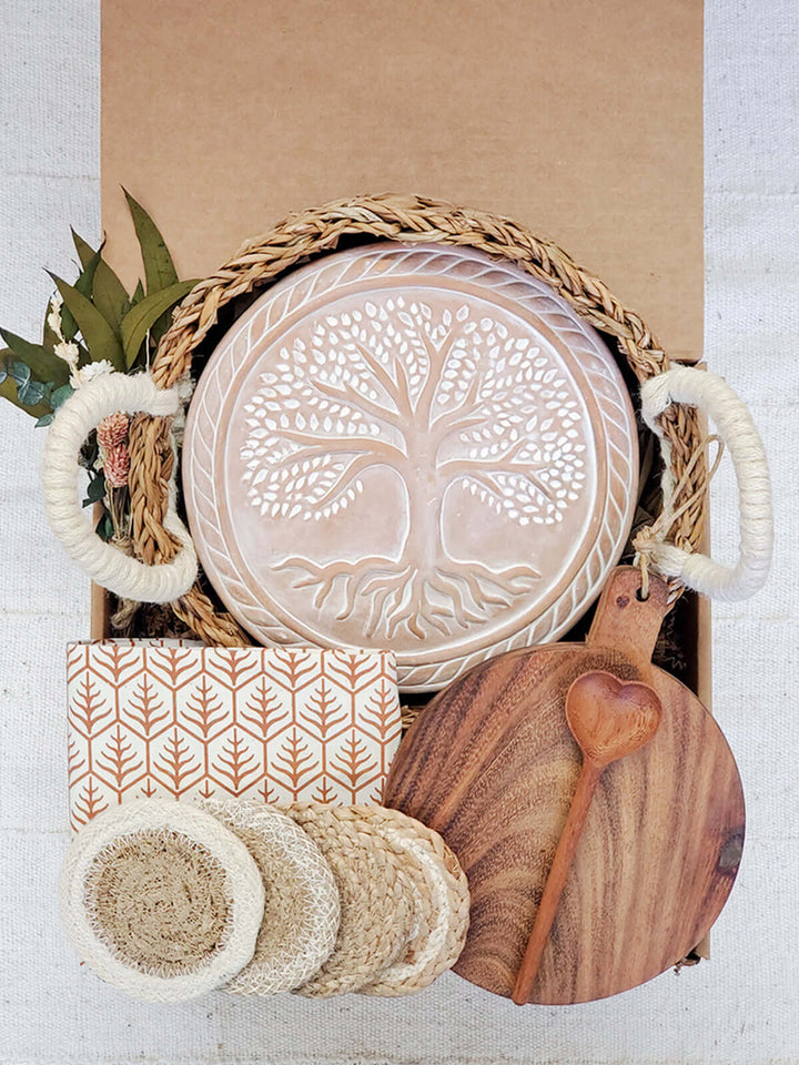 Bread Warmer Gift Box With Round Wooden Board and Spoon - Round