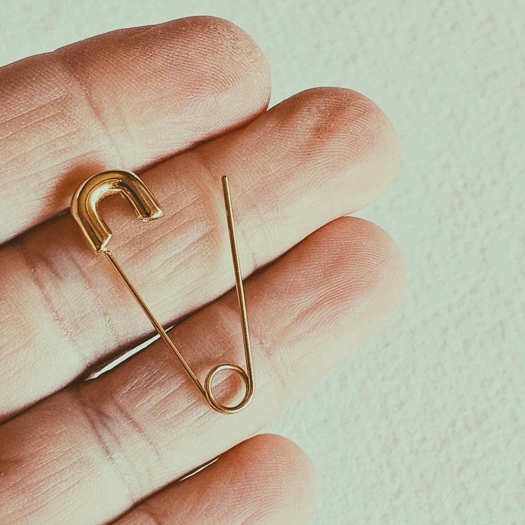 Safety pin clip earring