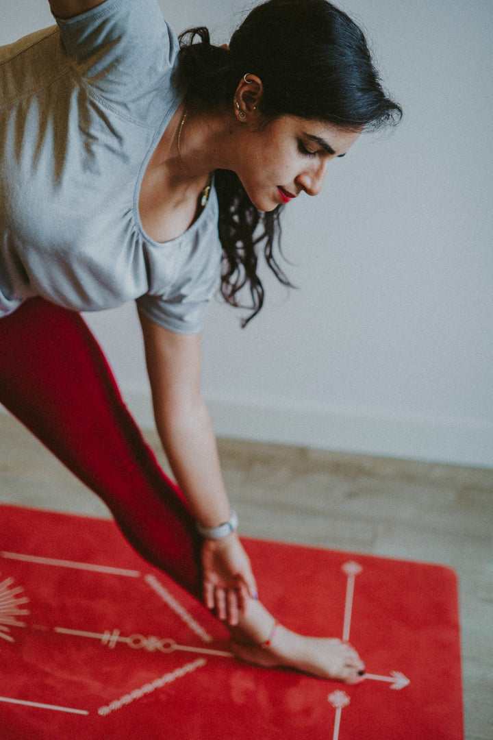 Warrior Red Velvet - Sustainable Yoga Mat