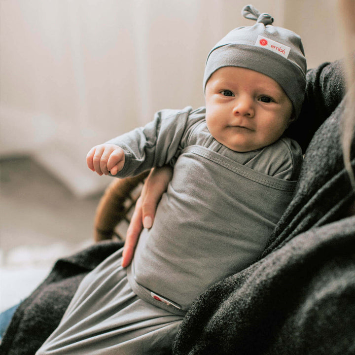 Hat + Long Sleeve Swaddle Sack Bundle by embé®