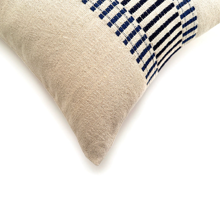 Spor Handwoven Pillow Cover