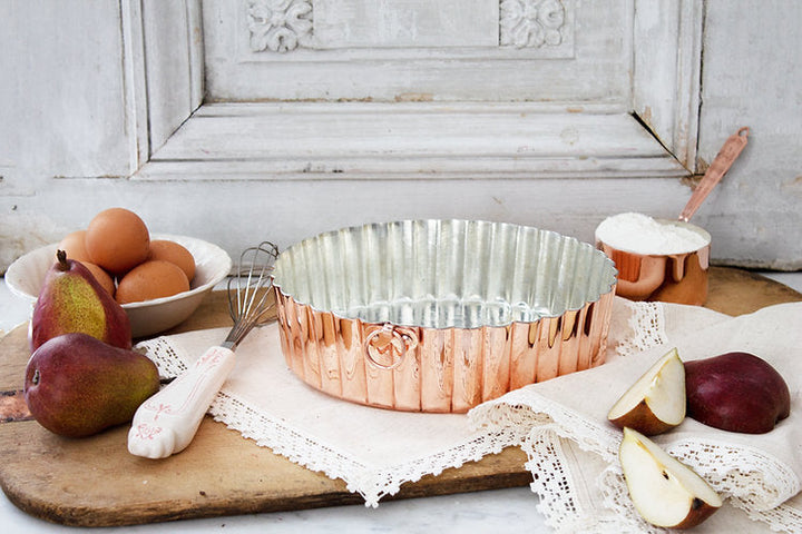 CMK Vintage Inspired Cake Pan