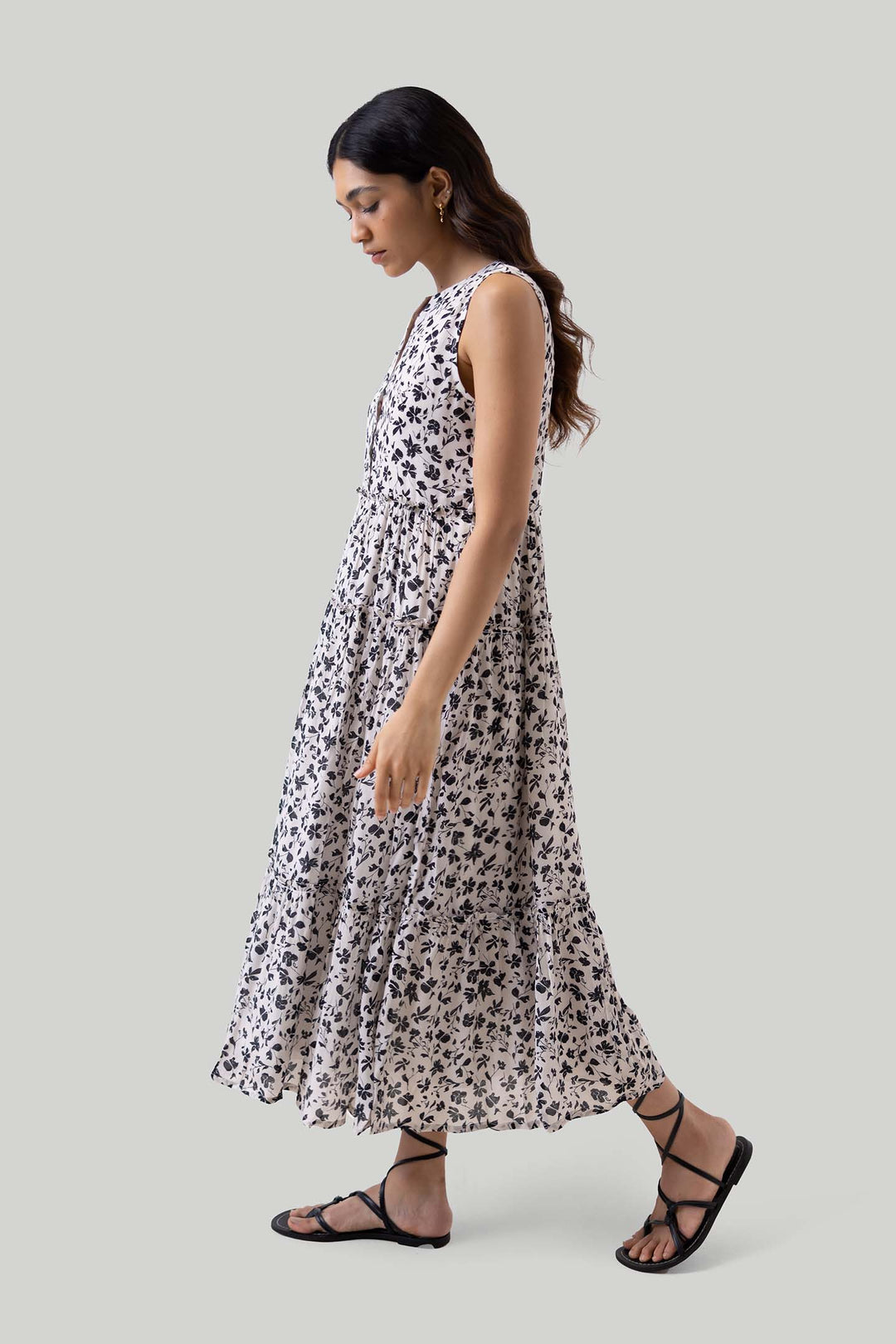 Sleeveless Tiered Floral Maxi Dress