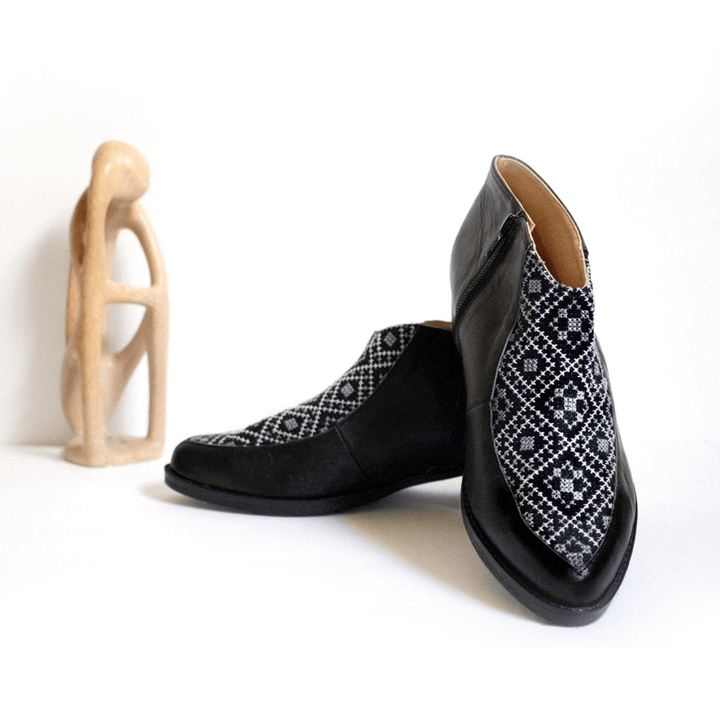 Dina Boot - Black and Gray