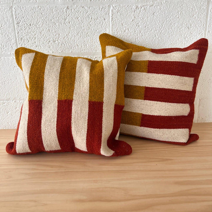 LOOM Imports Wool Tri Colored Pillow Nº1