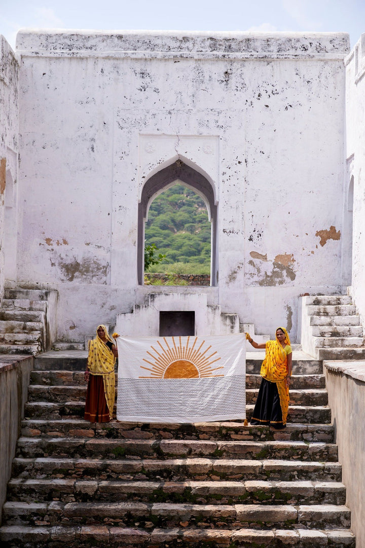 Rising Sun Linen Throw