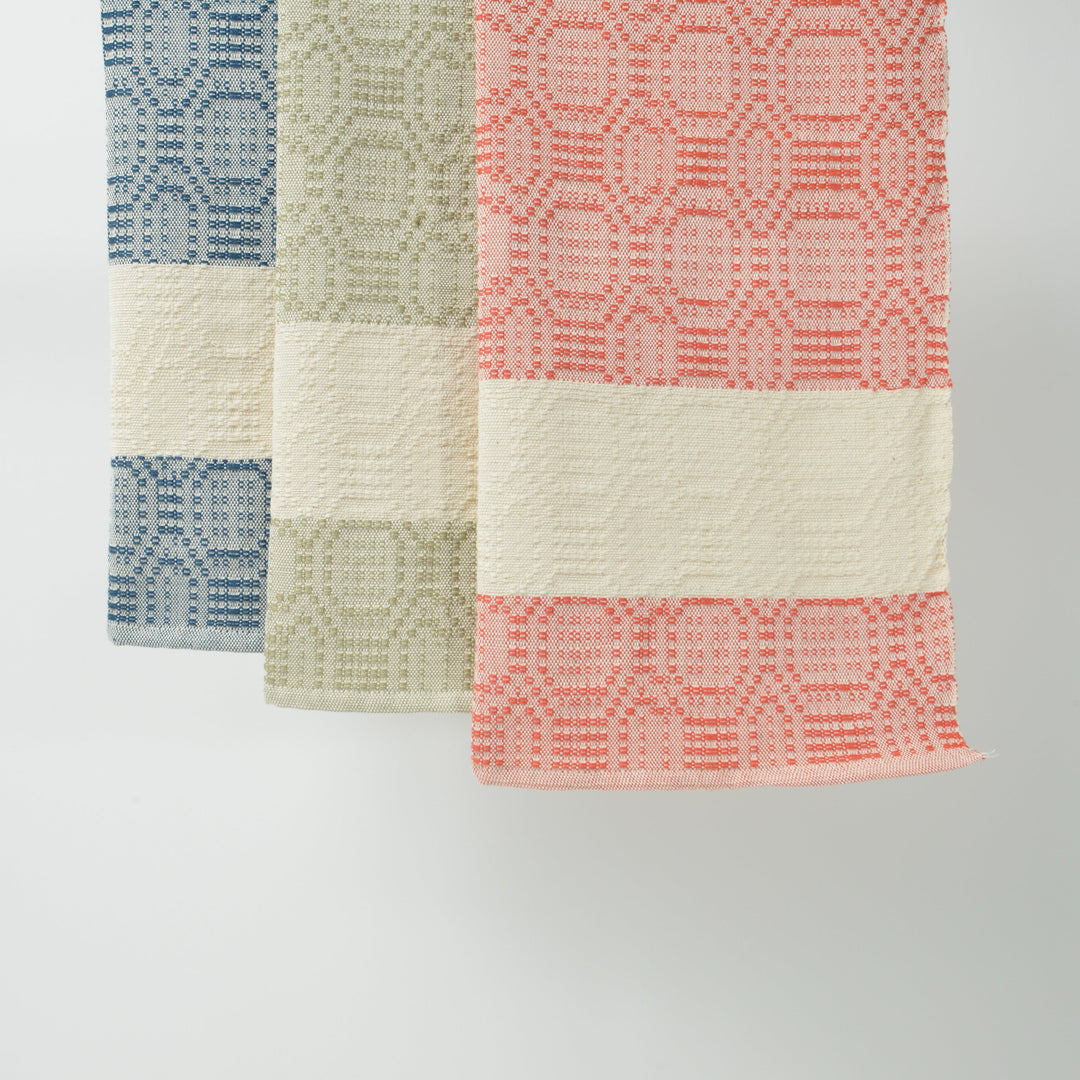 Homestead Hand Towel ~ Crimson