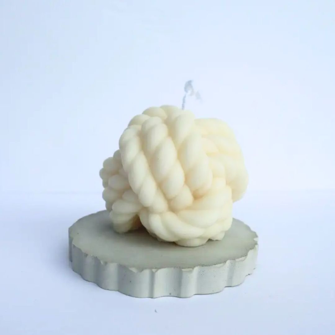 Mama Knot Candle | Soy wax |