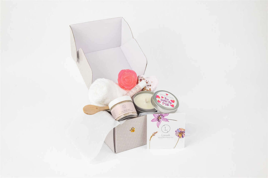 Cute LOVE Special Gift Box, Natural Skincare Gift Box, Mother's Day Gift, BFF, Sister