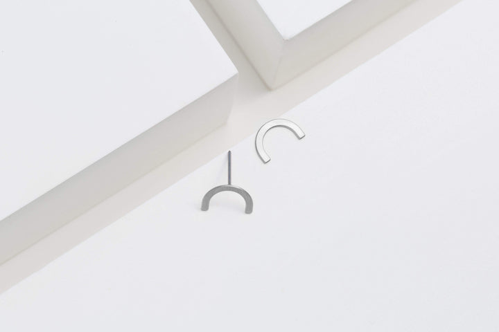 ARC Stud | U shaped earring